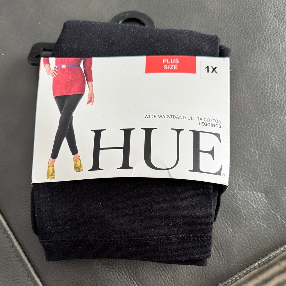HUE Plus Size Black Leggings